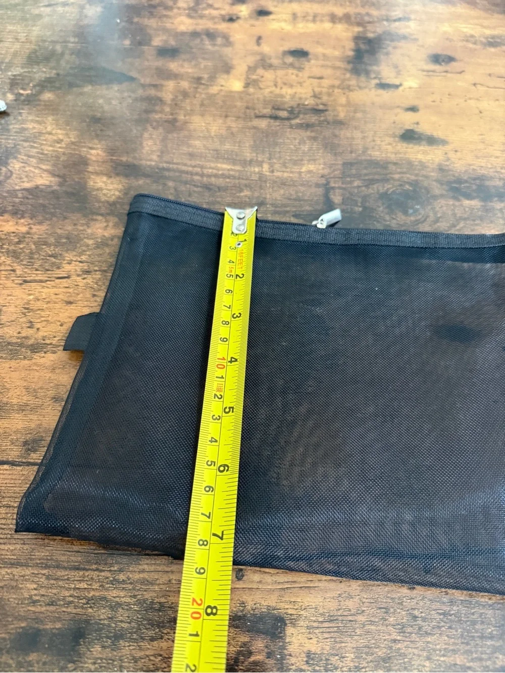 Black Mesh Zipper Pouch